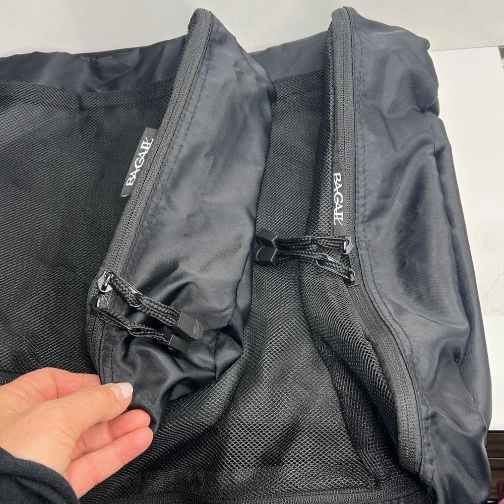 Set of Two Bagail Nylon Zip Around Packing Cubes Large and Medium Black - New